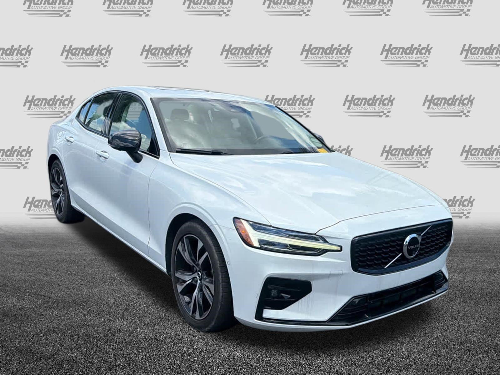Certified 2024 Volvo S60 B5 Plus FWD image 3