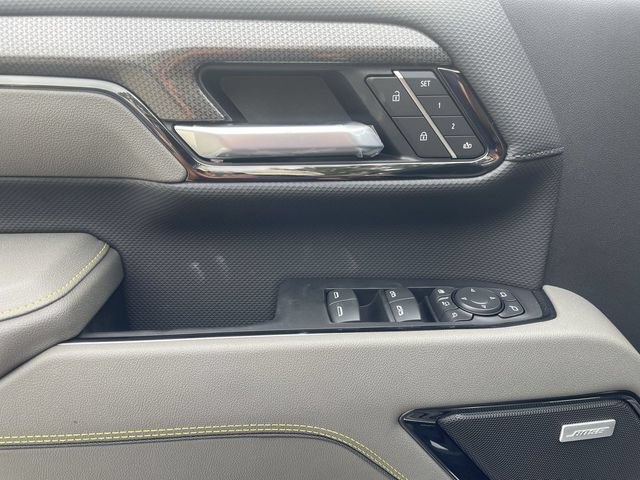 New 2026 Chevrolet Silverado 2500 ZR2 AWD/4WD image 13