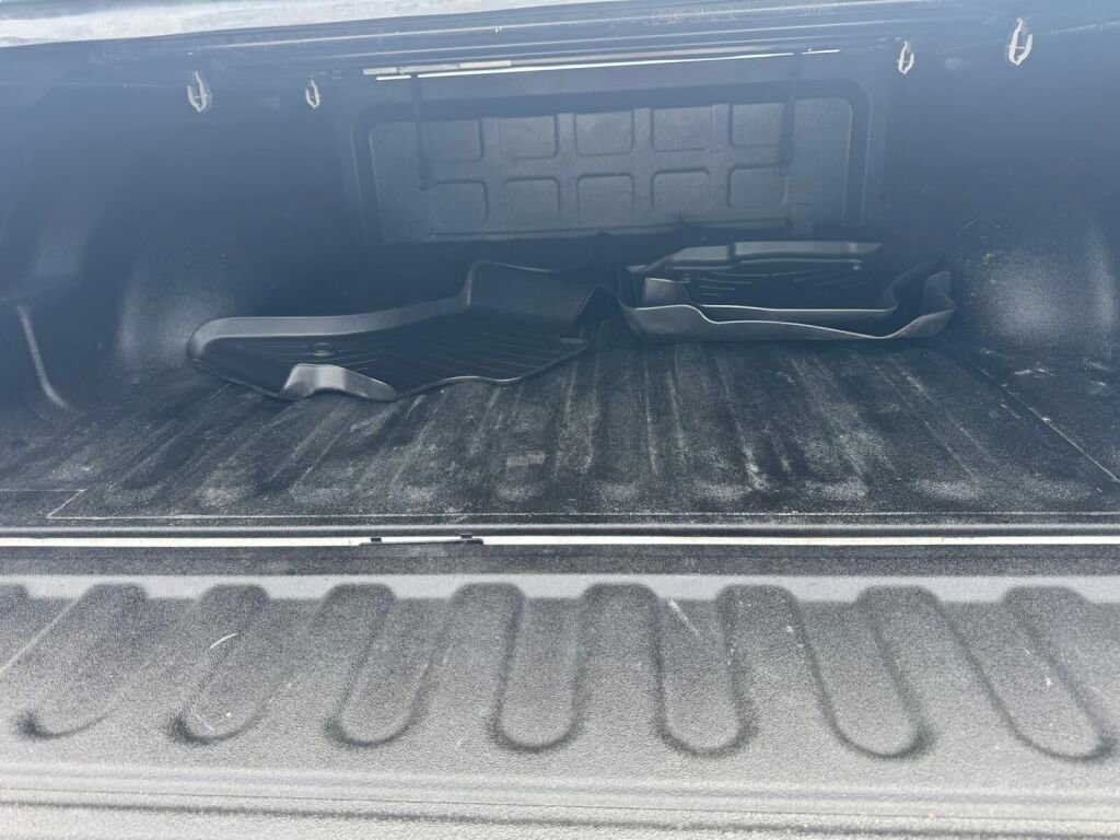 Used 2021 RAM 1500 Classic Warlock w/ Electronics Group AWD/4WD image 9