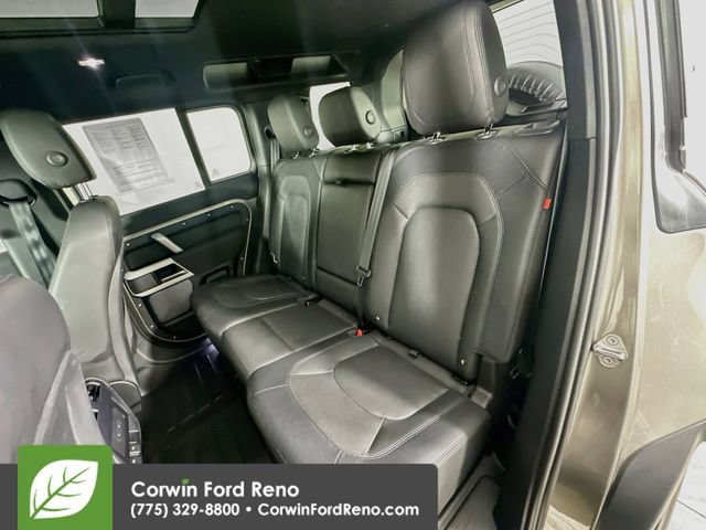 Used 2023 Land Rover Defender 110 X-Dynamic SE AWD/4WD image 28