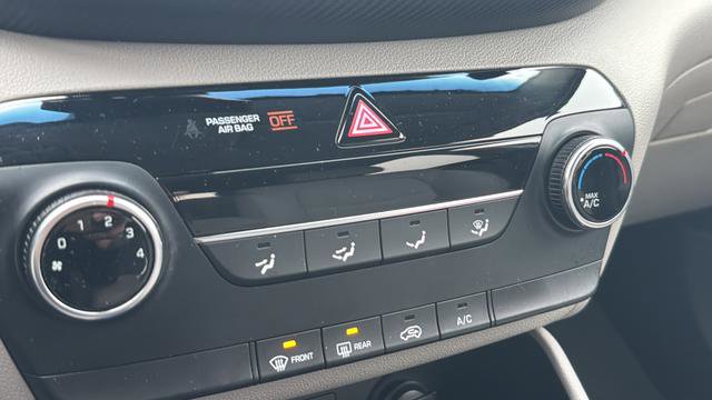 Used 2020 Hyundai Tucson SE image 19