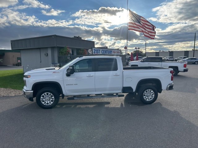Used 2024 Chevrolet Silverado 2500 LT