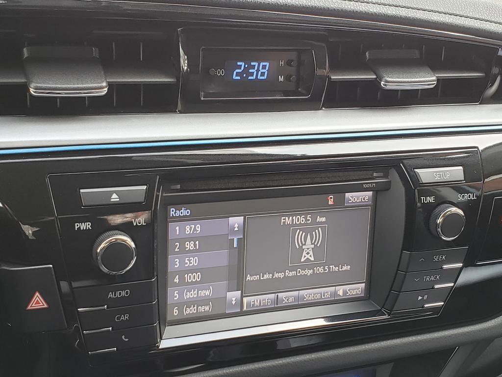 Used 2016 Toyota Corolla S Special Edition image 22