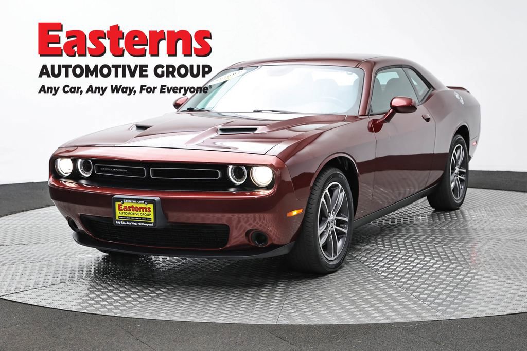 Used 2019 Dodge Challenger SXT AWD/4WD image 1