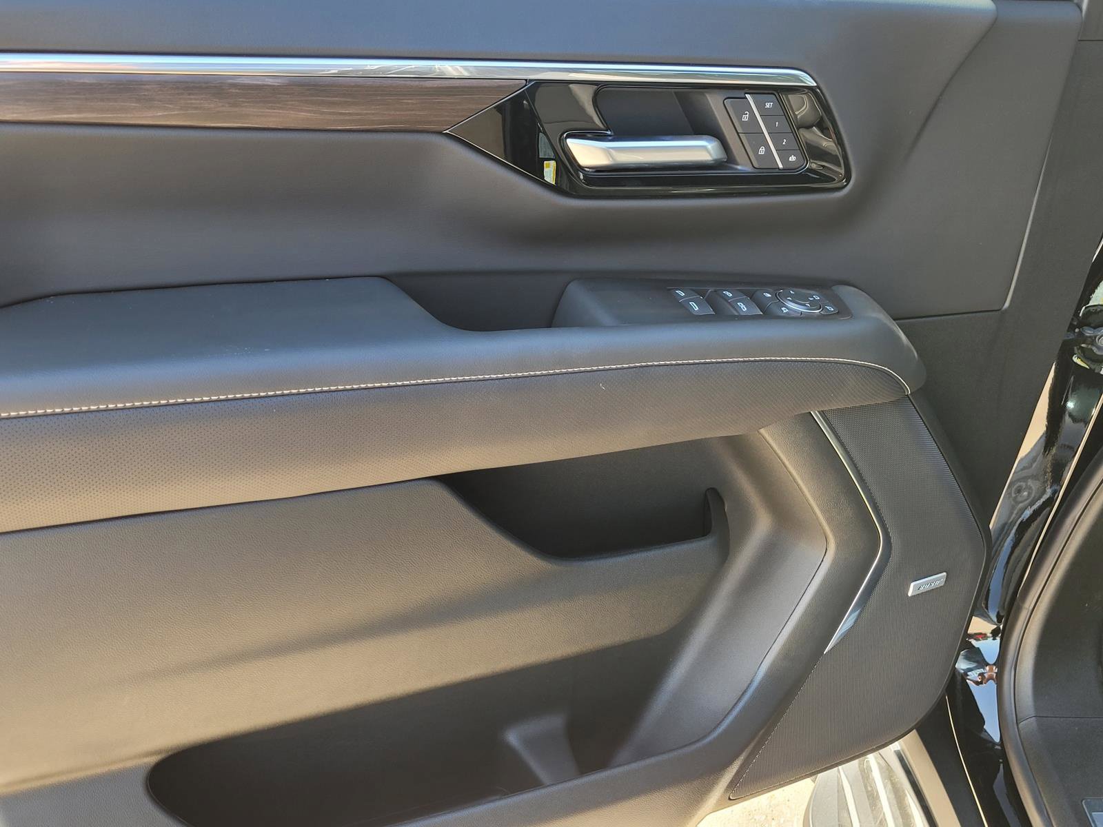 New 2026 Chevrolet Tahoe Premier w/ Sun And Tow Package RWD image 15