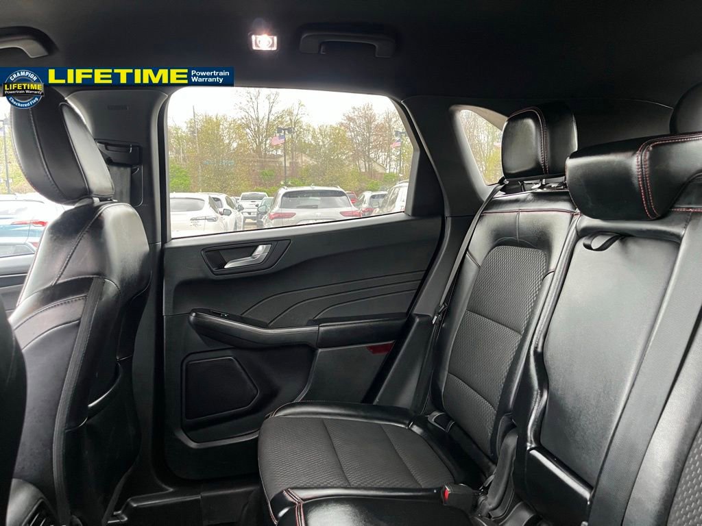 Used 2023 Ford Escape ST-Line FWD image 24