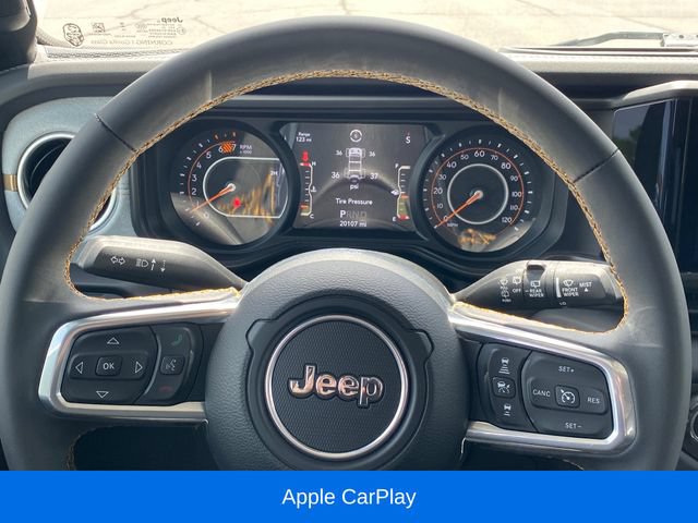Used 2024 Jeep Wrangler Unlimited Sahara w/ Technology Group AWD/4WD image 9