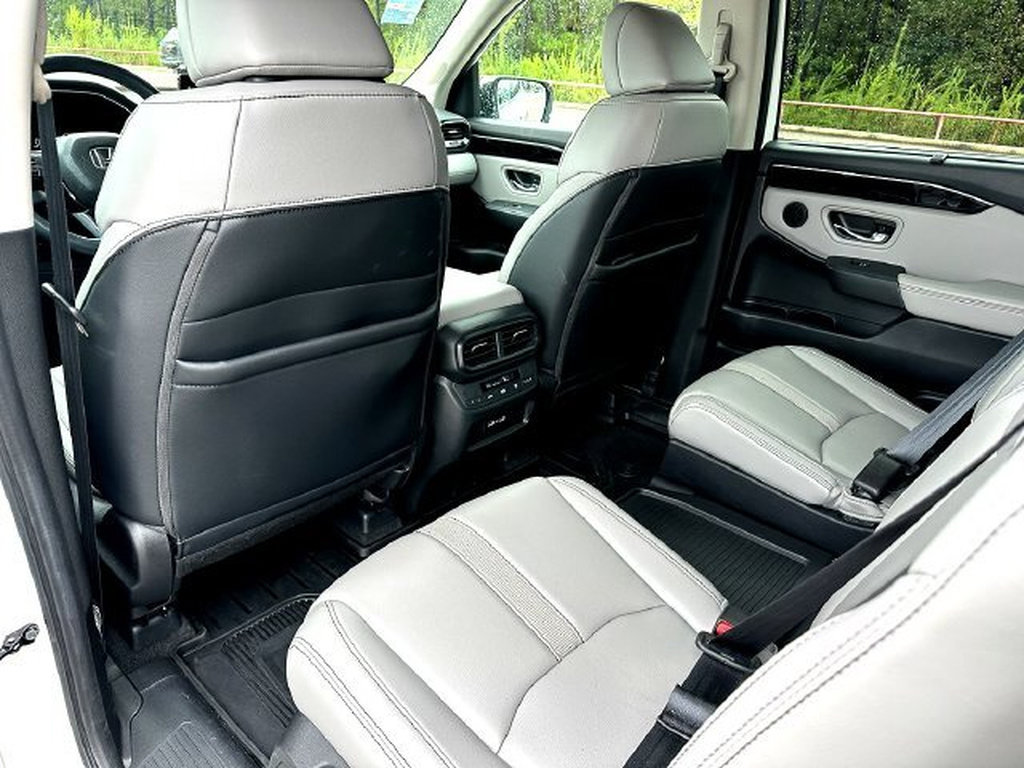 Used 2023 Honda Pilot EX-L image 19