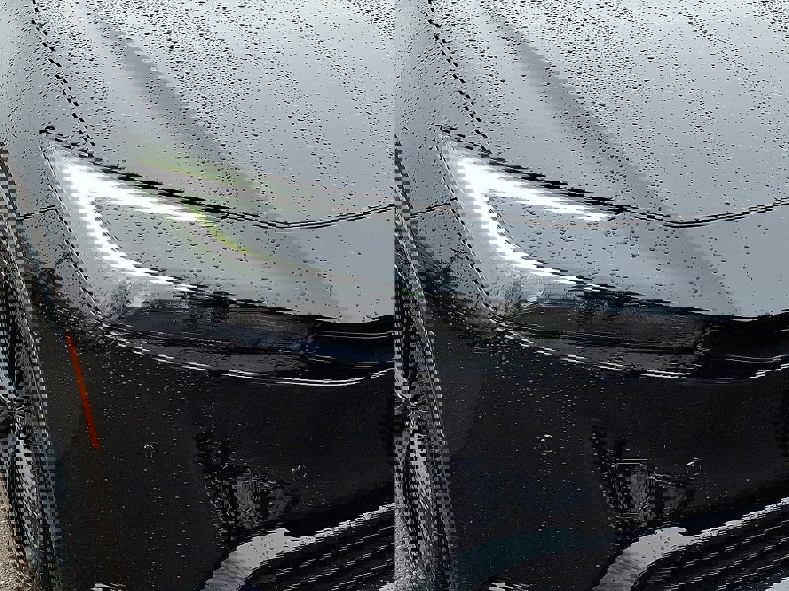 Used 2025 Toyota Prius AWD image 9