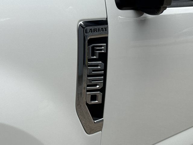 Used 2021 Ford F250 Lariat w/ Lariat Ultimate Package AWD/4WD image 15