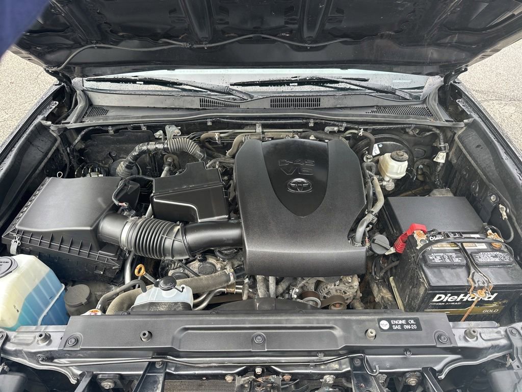Used 2019 Toyota Tacoma SR5 AWD/4WD image 27