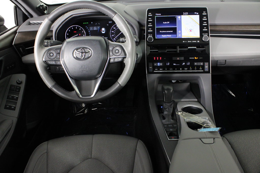 Used 2022 Toyota Avalon Limited w/ Advanced Safety Package FWD image 7