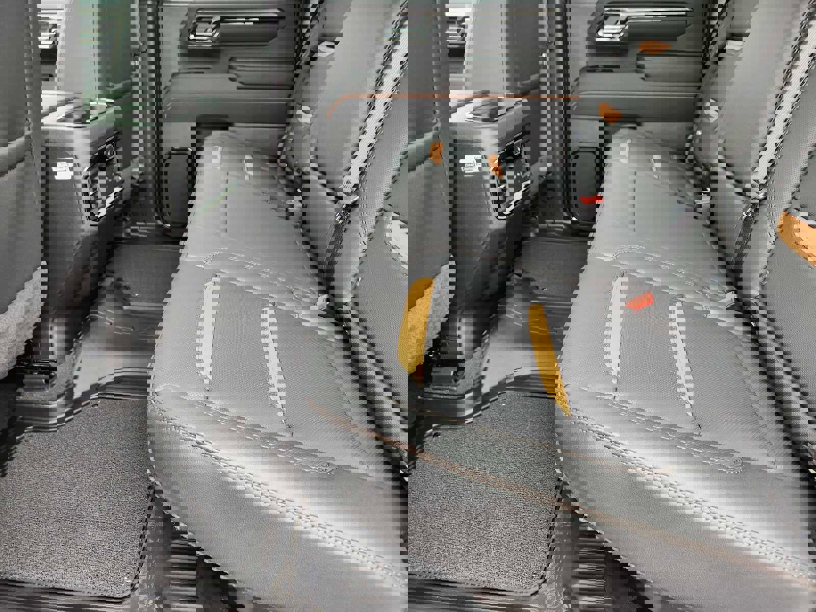 New 2026 GMC Sierra 2500 AT4 w/ AT4 Premium Plus Package image 11