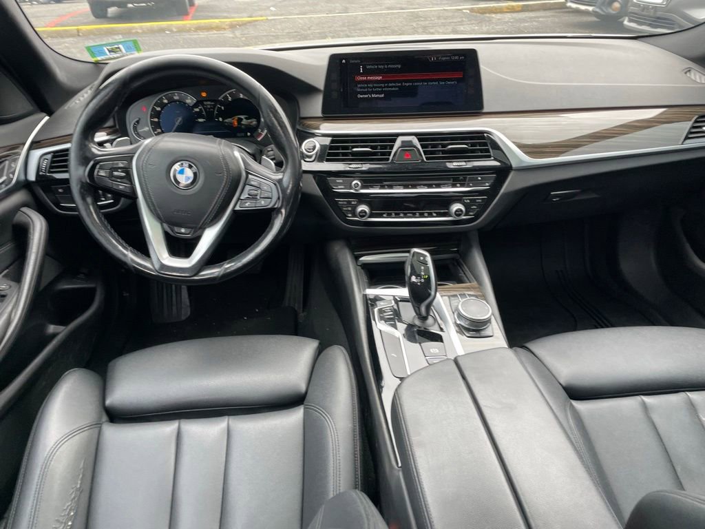 Used 2018 BMW 530i xDrive image 11