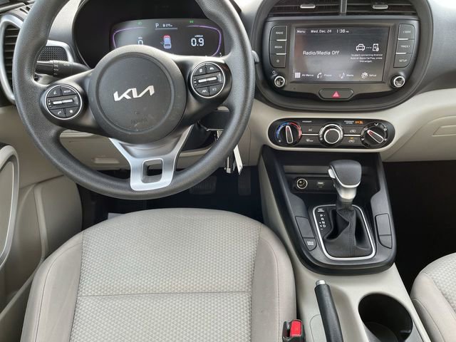 Used 2023 Kia Soul LX w/ LX Technology Package image 20