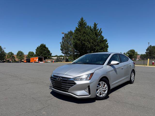 Used 2019 Hyundai Elantra SE FWD image 1
