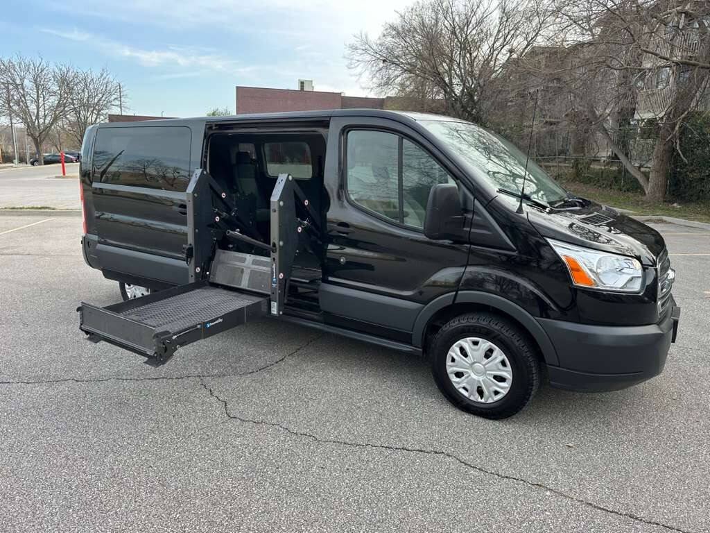 Used 2016 Ford Transit 350 XLT RWD image 11