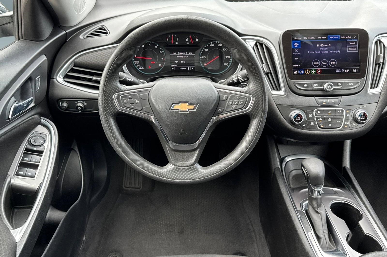 Used 2021 Chevrolet Malibu LT image 27