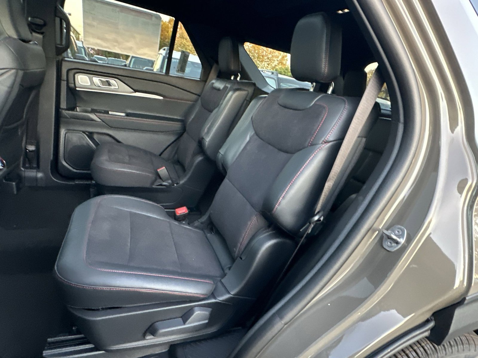 New 2026 Ford Explorer ST w/ Sun And Sound Package image 34