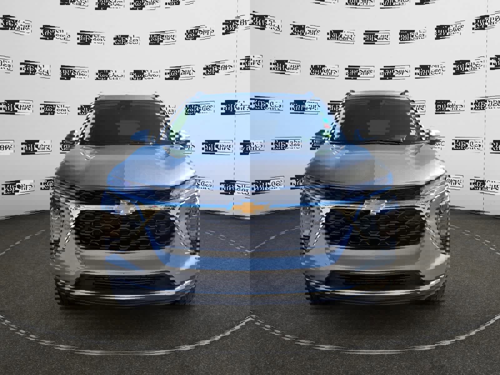 Used 2025 Chevrolet Trax LT w/ LT Convenience Package image 8