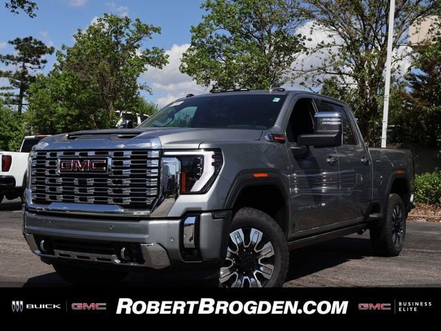 New 2026 GMC Sierra 2500 Denali w/ Denali Reserve Package AWD/4WD image 1
