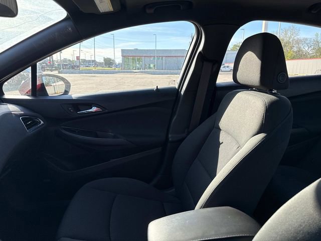 Used 2016 Chevrolet Cruze LT w/ Sun And Sound Package image 22