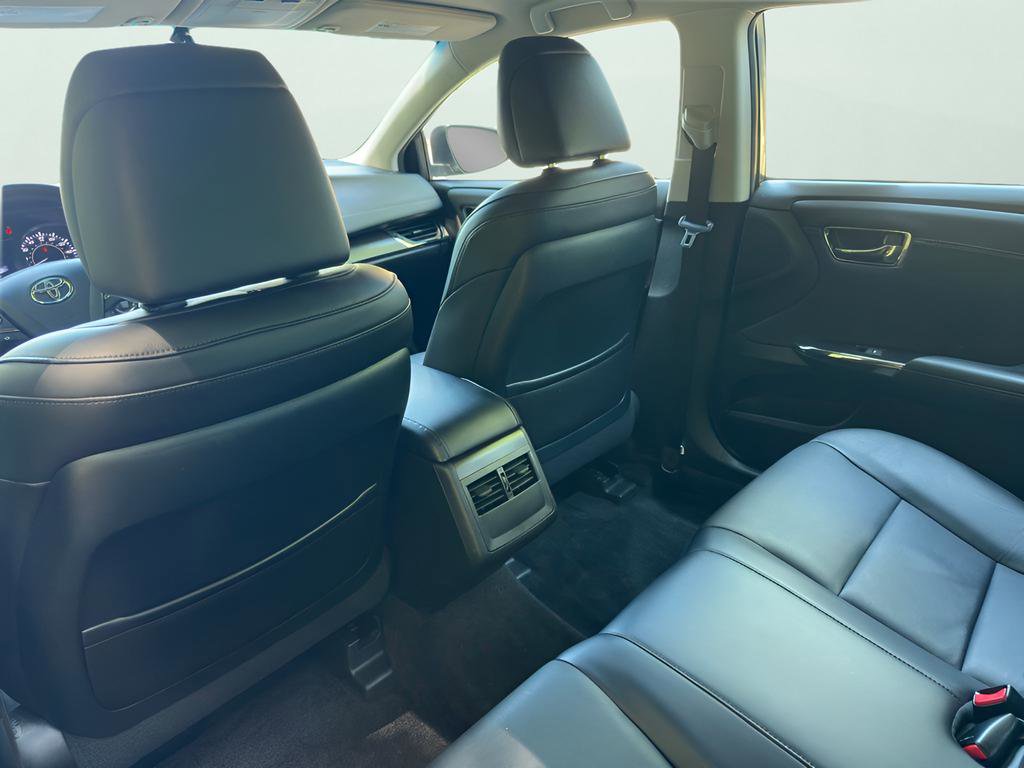 Used 2016 Toyota Avalon XLE image 33