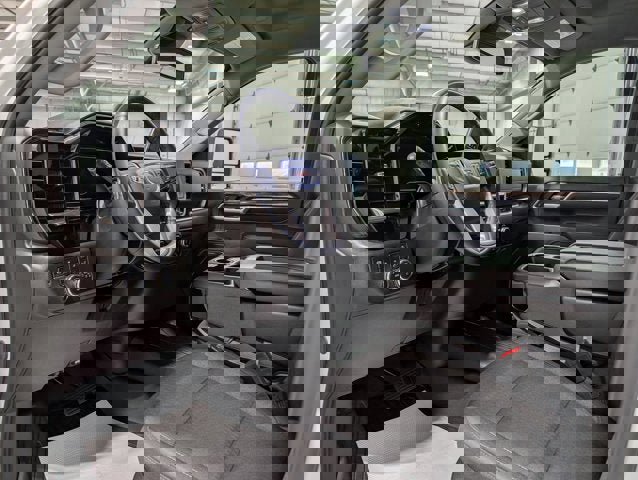 Used 2025 GMC Sierra 2500 SLE w/ SLE Value Package; image 18