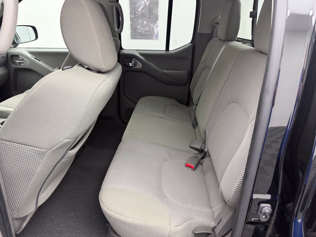 Used 2019 Nissan Frontier SV AWD/4WD image 32