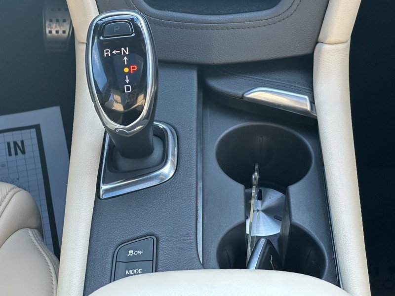 Used 2018 Cadillac XT5 Premium Luxury w/ Driver Assist Package image 16