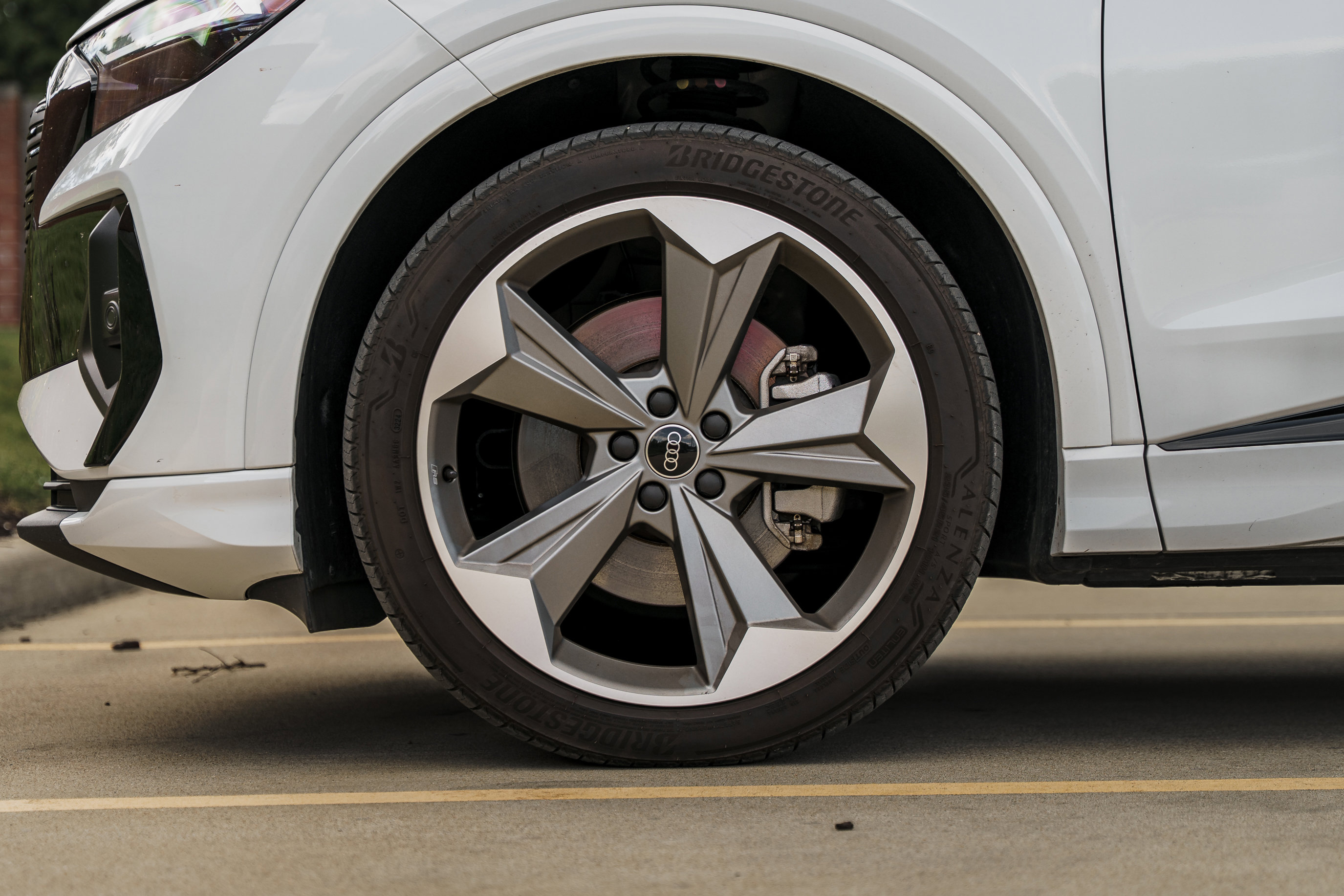 Certified 2025 Audi Q4 e-tron Premium Plus w/ Premium Plus AWD/4WD image 29