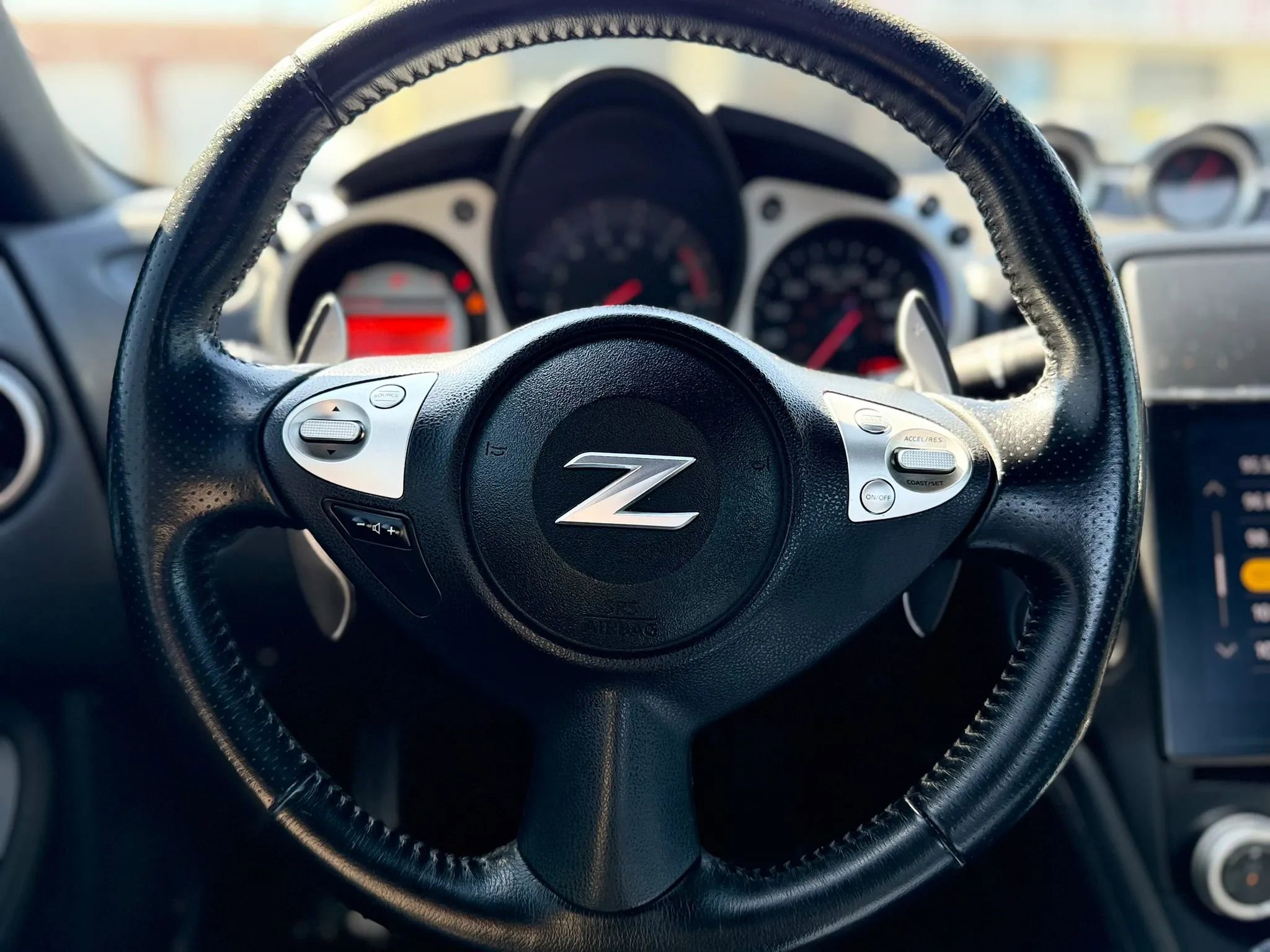 Used 2012 Nissan 370Z Coupe image 10