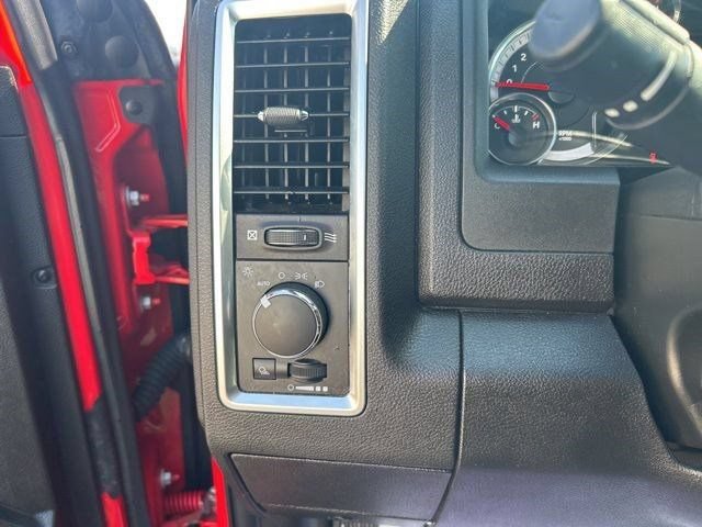 Used 2022 RAM 1500 Classic Warlock w/ Electronics Group AWD/4WD image 17