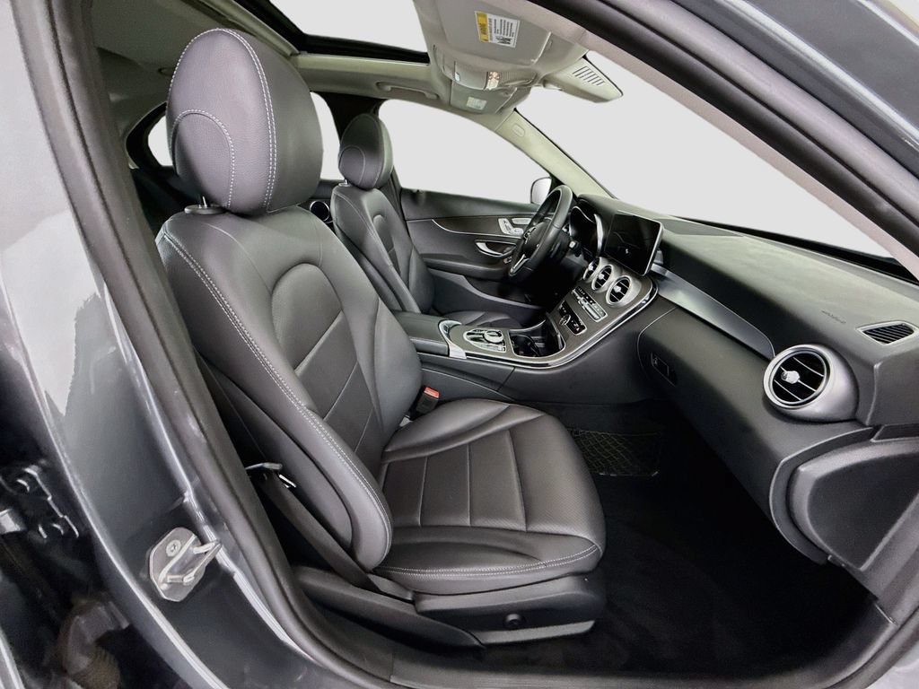 Used 2019 Mercedes-Benz C 300 Sedan image 20