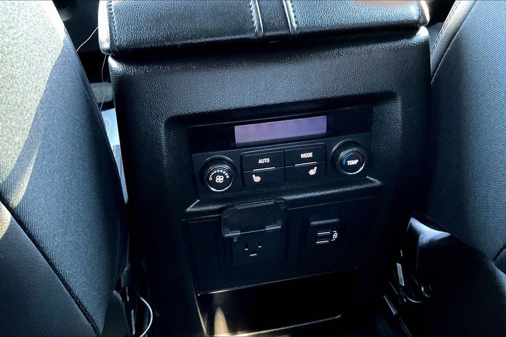 Used 2023 Chevrolet Traverse High Country w/ LPO, Floor Liner Package image 23