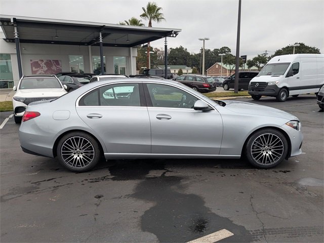 Used 2022 Mercedes-Benz C 300 4MATIC Sedan image 3