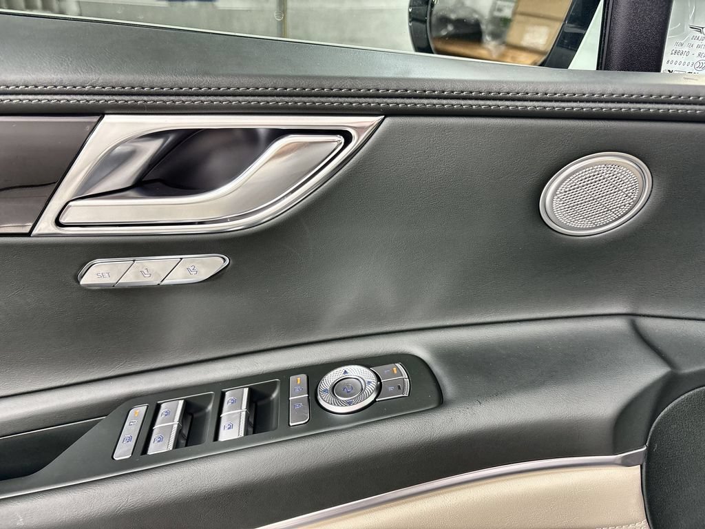 New 2026 Genesis GV80 2.5T RWD image 15