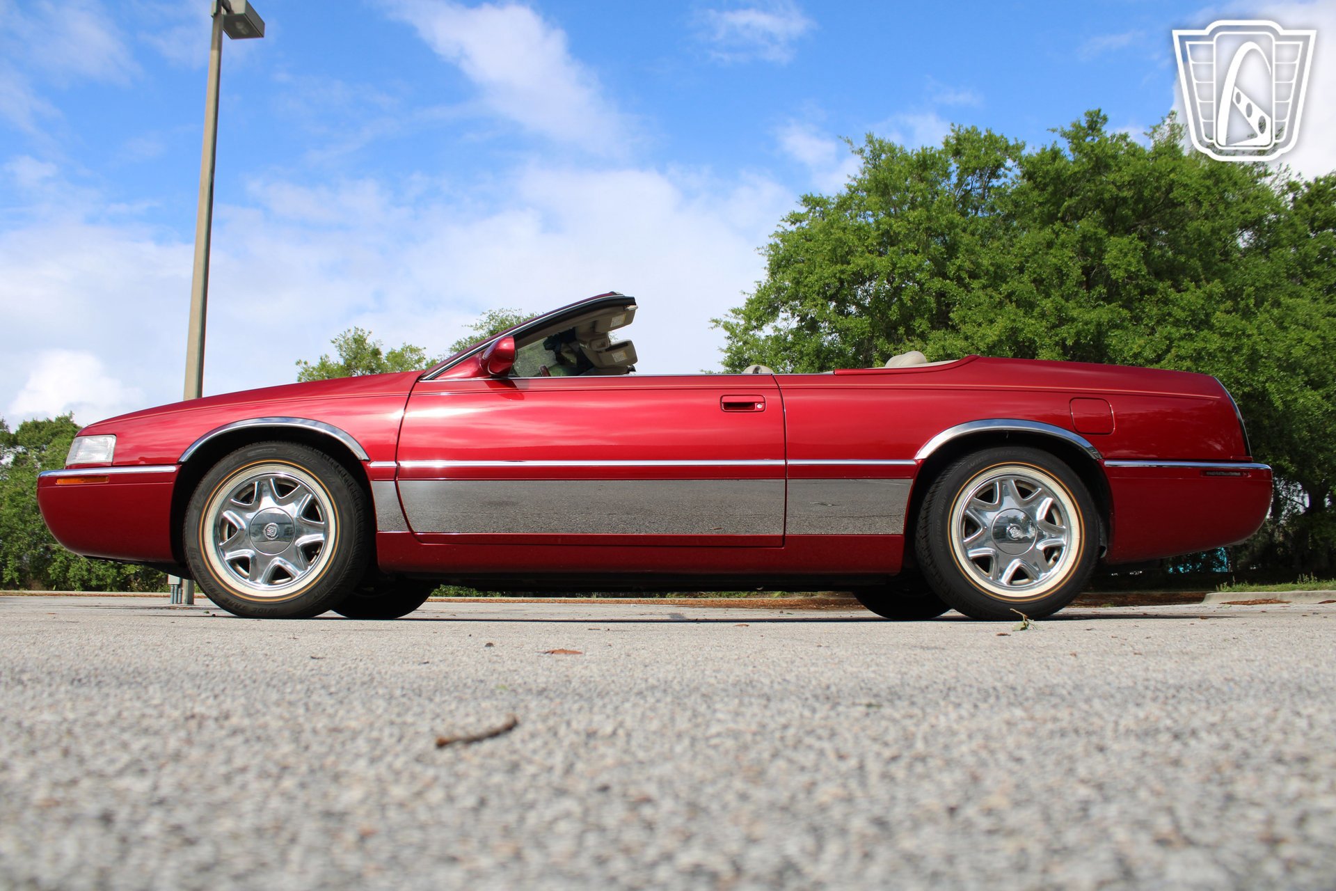 Used 2000 Cadillac Eldorado ESC w/ Comfort/Convenience Pkg image 17