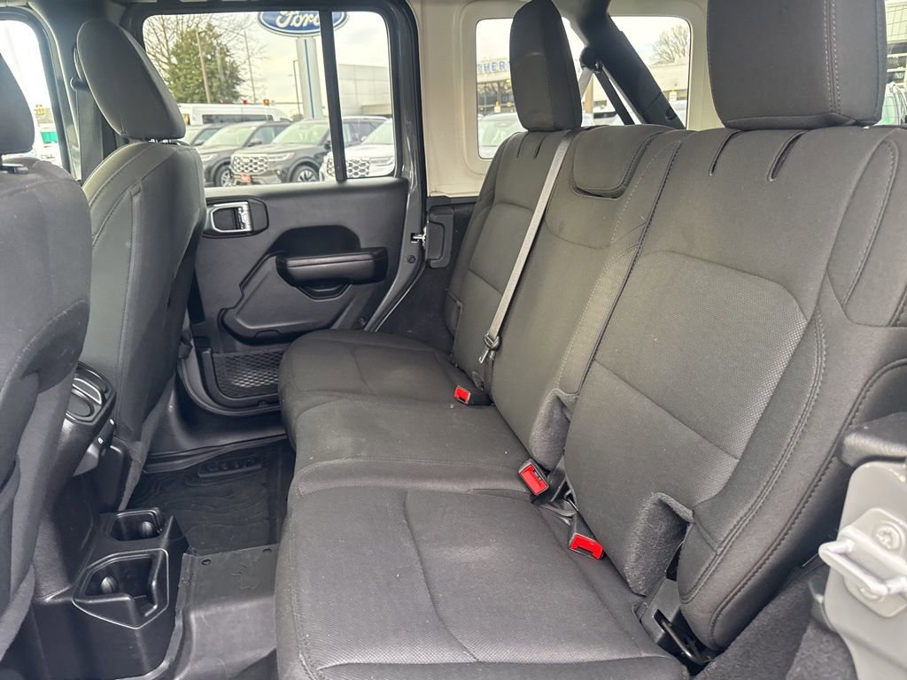 Used 2021 Jeep Wrangler Unlimited Sport image 24