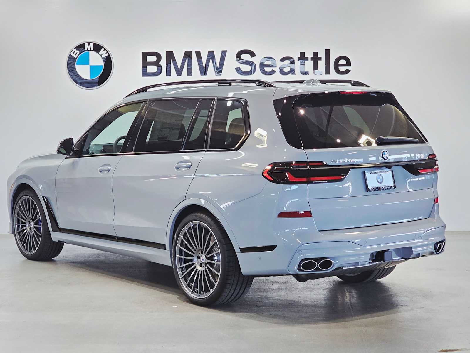 New 2026 BMW ALPINA XB7 image 4