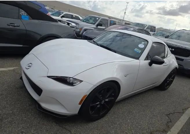 Used 2020 MAZDA MX-5 Miata RF Club RWD image 1