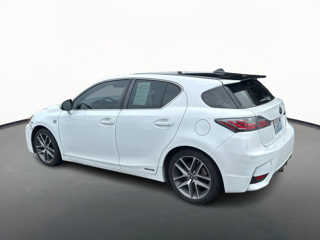 Used 2014 Lexus CT 200h w/ F Sport w/Nuluxe Interior FWD image 5