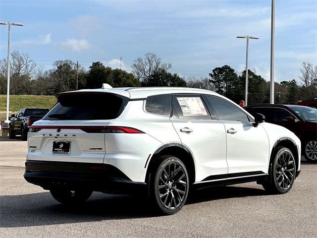 New 2025 Toyota Crown Signia image 8