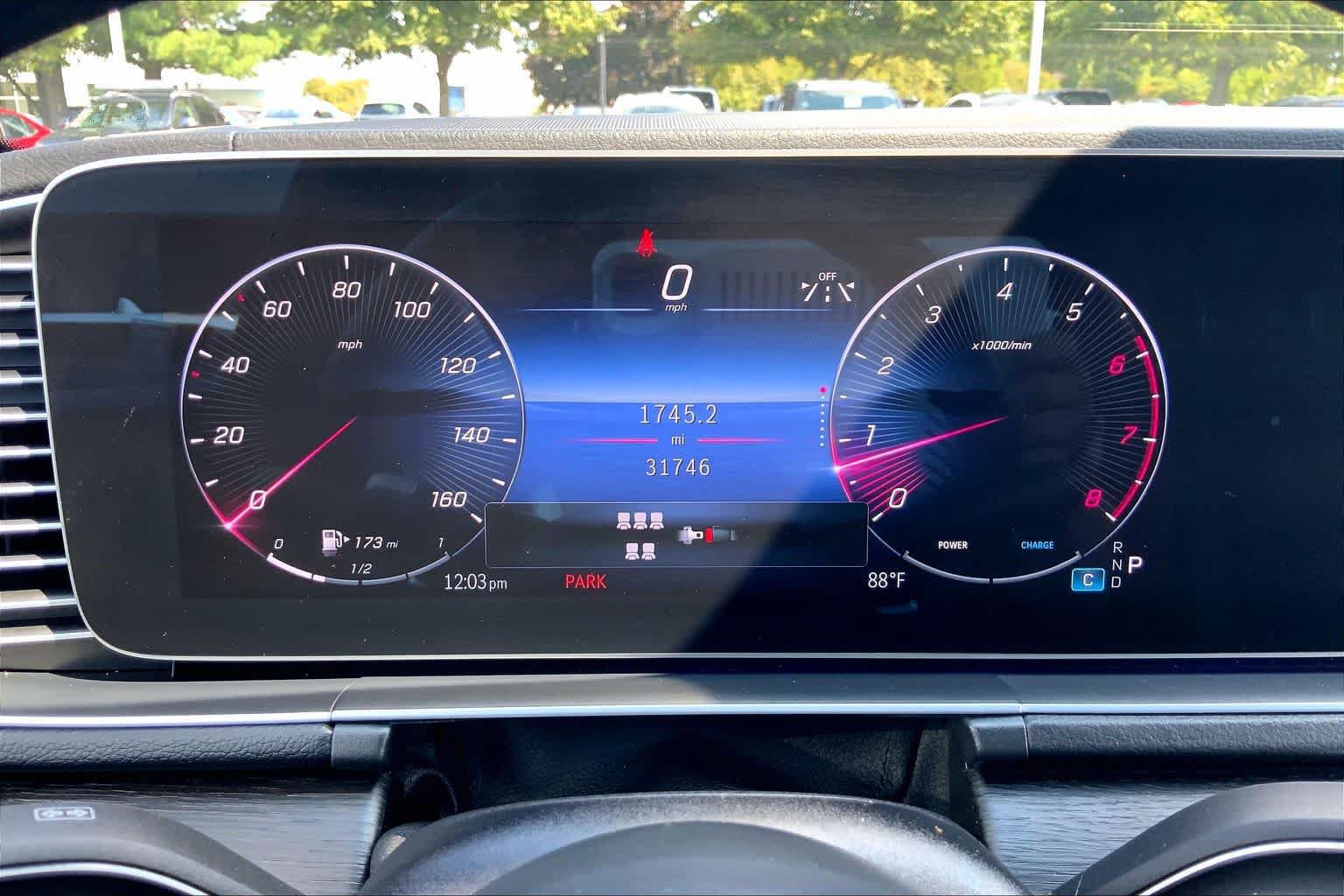 Used 2025 Mercedes-Benz GLS 450 4MATIC image 26