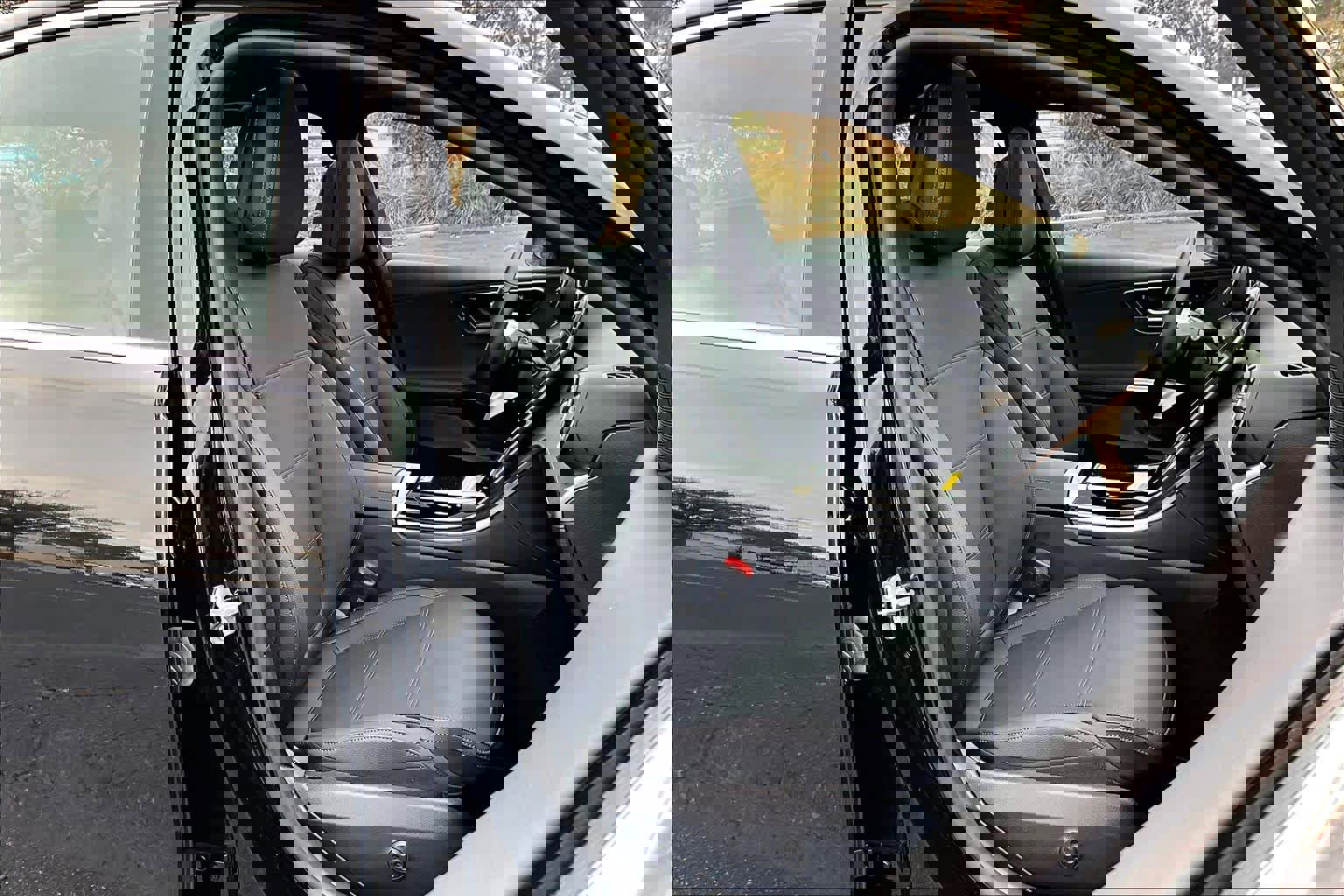 Certified 2025 Mercedes-Benz C 300 4MATIC Sedan image 8