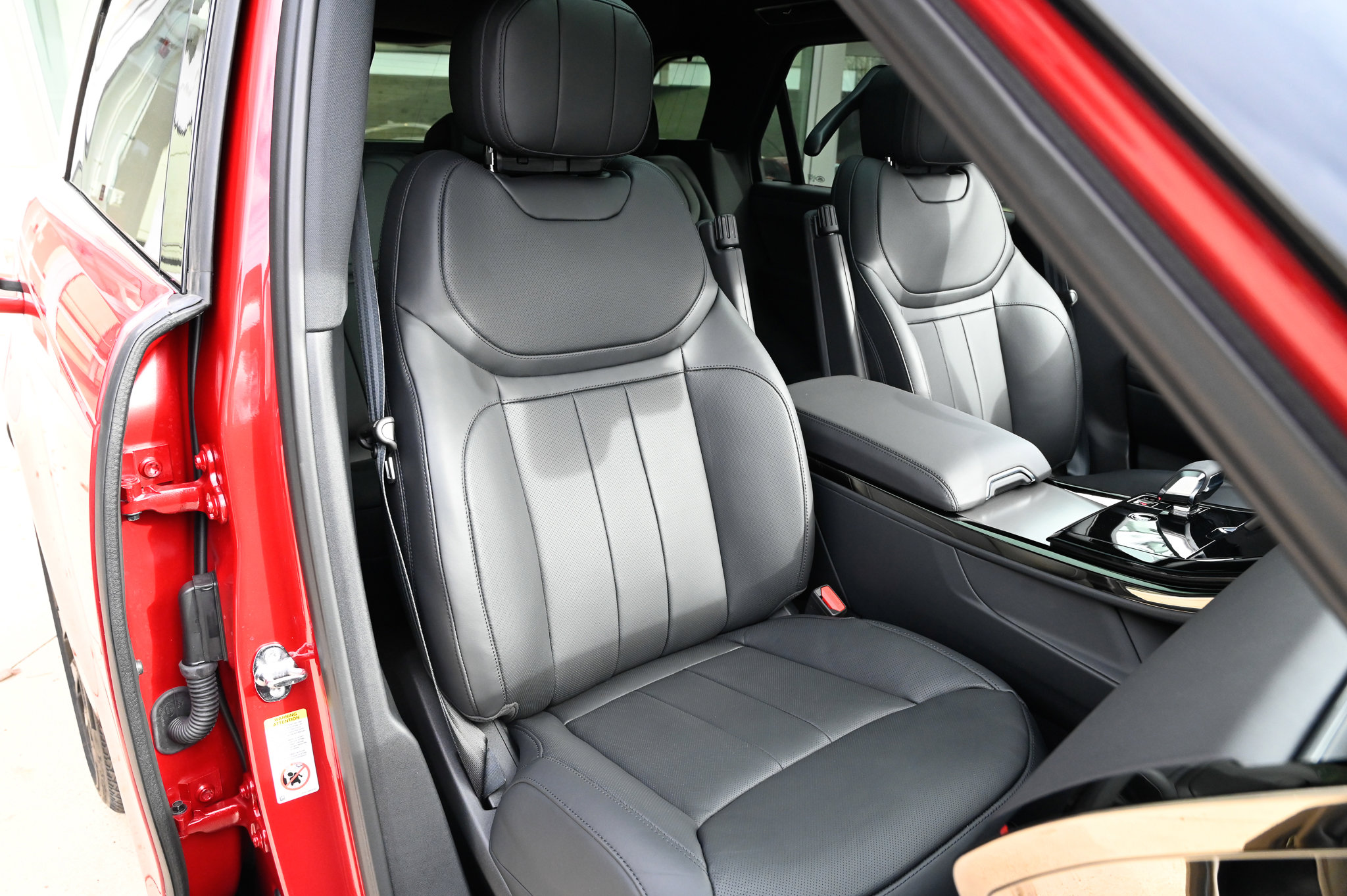 Used 2025 Land Rover Range Rover Sport Dynamic SE image 55