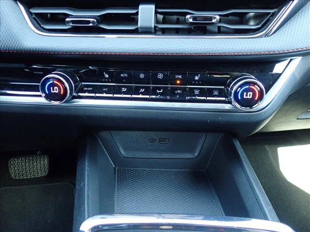 Used 2025 Chevrolet Equinox RS AWD/4WD image 17