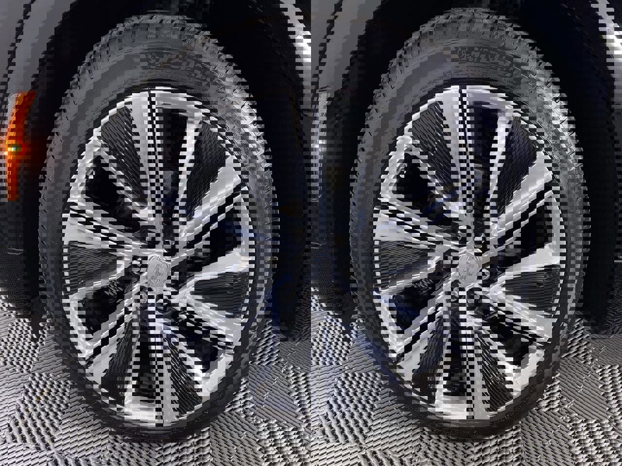 Certified 2024 Cadillac Lyriq Luxury w/ LPO, Floor Liner Package image 16