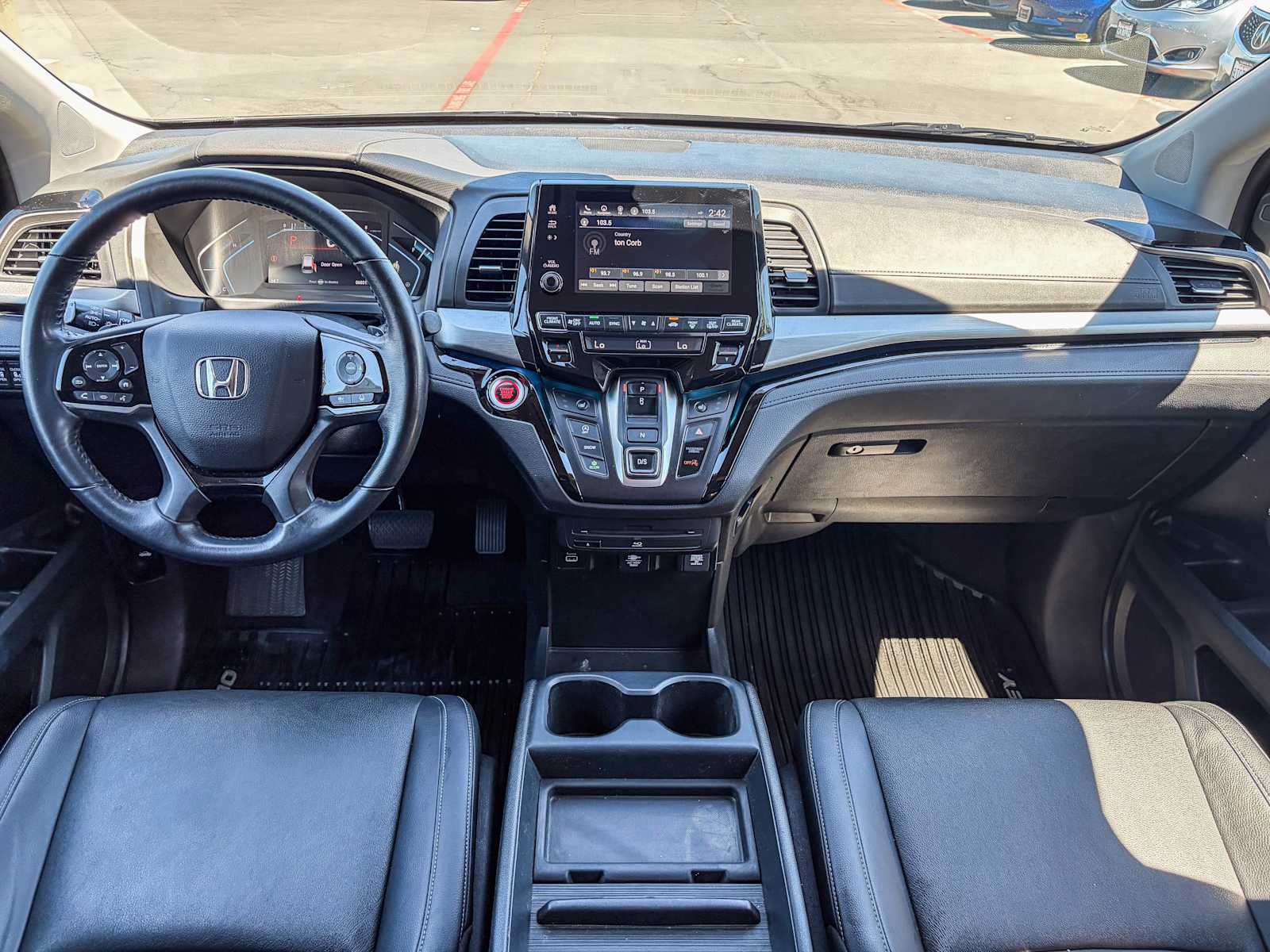 Used 2023 Honda Odyssey Touring image 11
