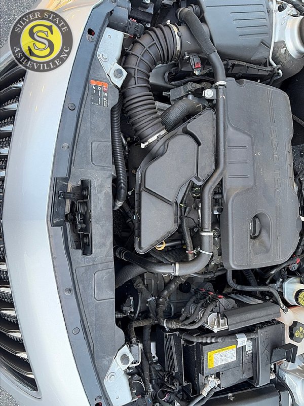 Used 2012 Buick Regal Leather image 25